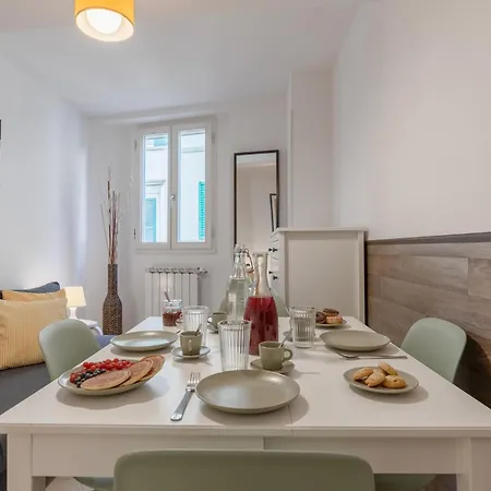 Lovely In The Center Of Apartment Florenz
